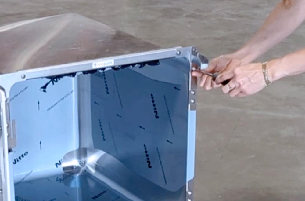 Step 2 - Changing Door