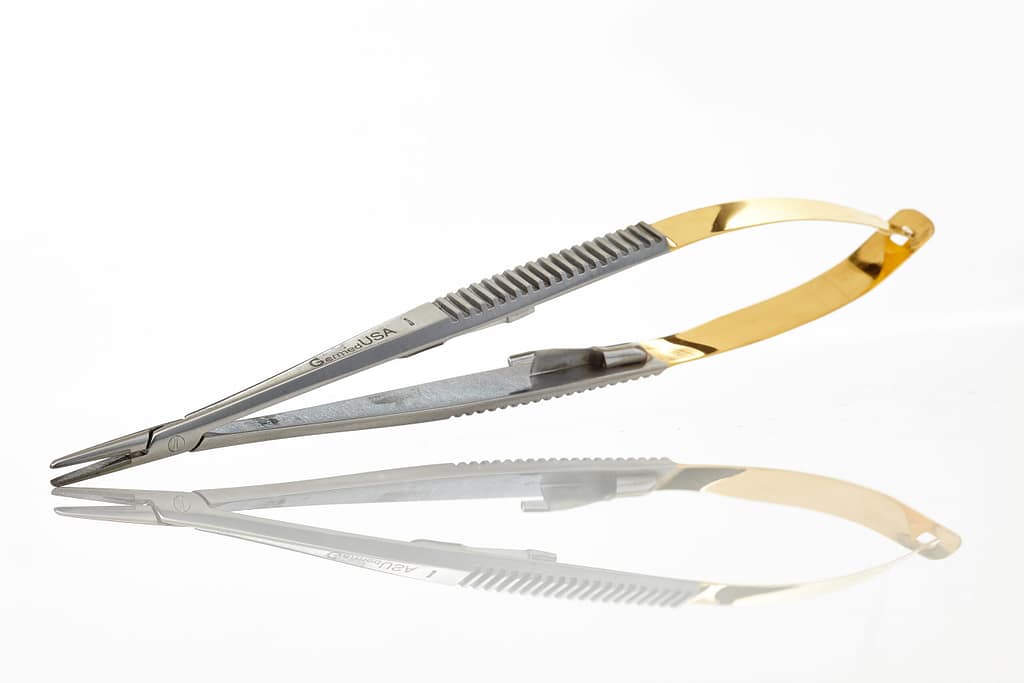 Castroviejo Needle Holder, Straight 5 1/2" Tungsten Carbide